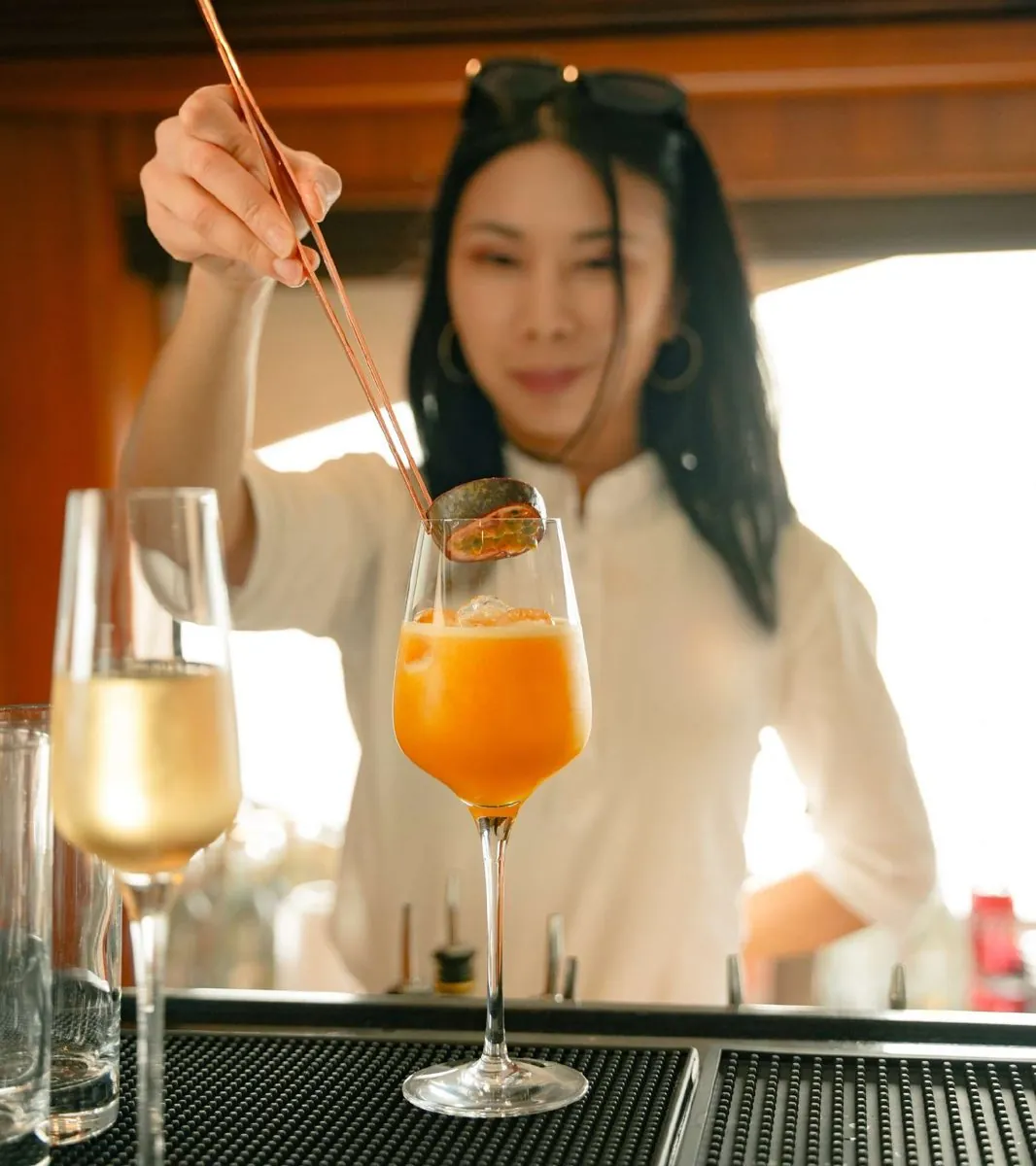 Mixologist preparing a cocktail on Riva Diva