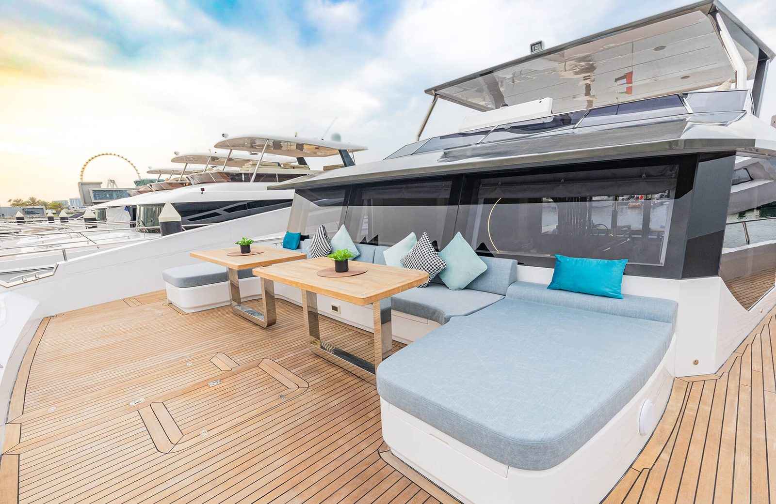 Catamaran 60, photo 2