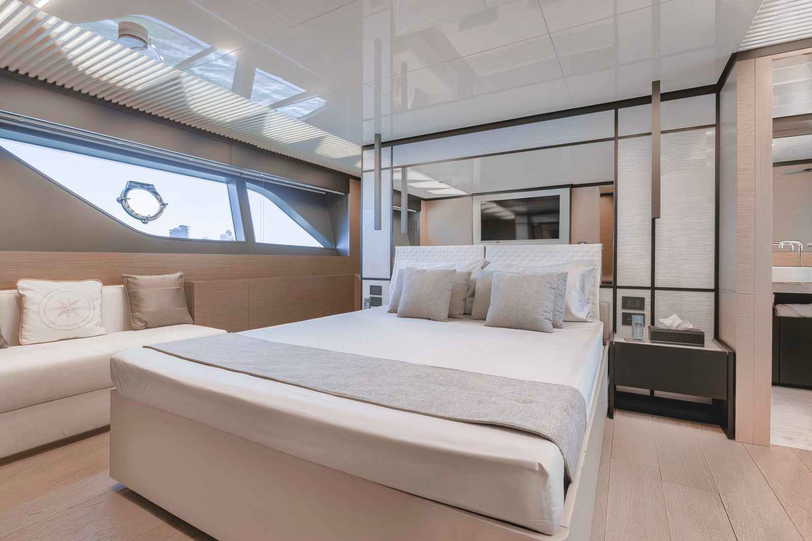 Ferretti 780, photo 4