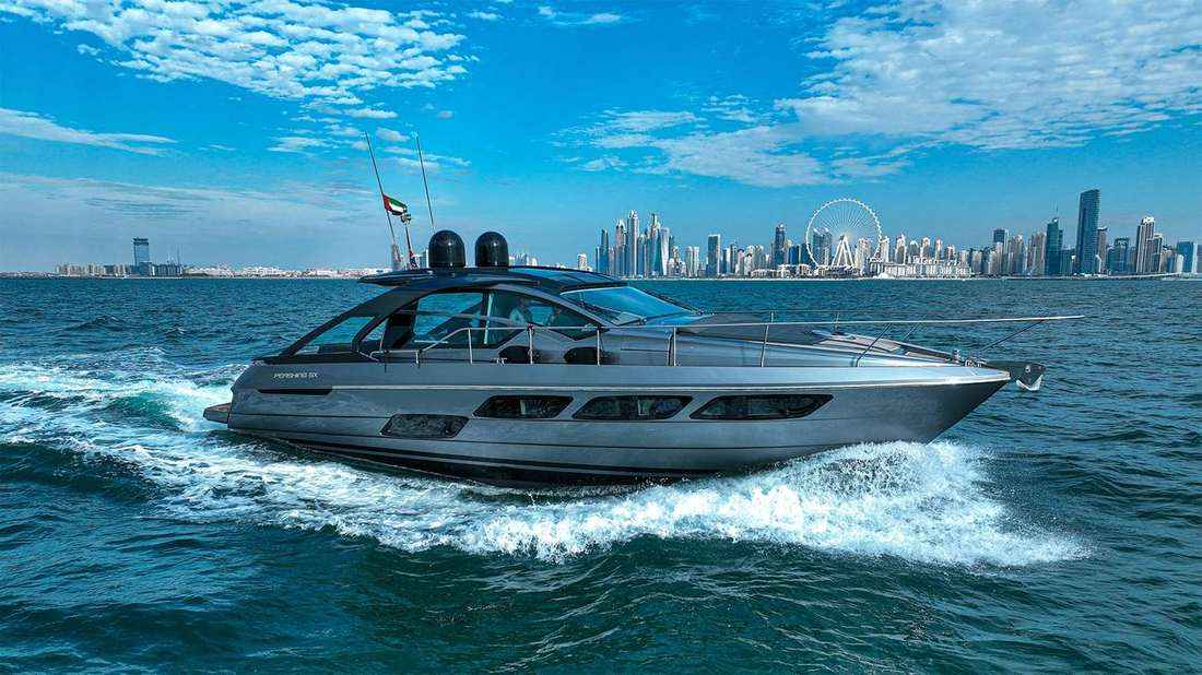 Pershing 5X, photo 1