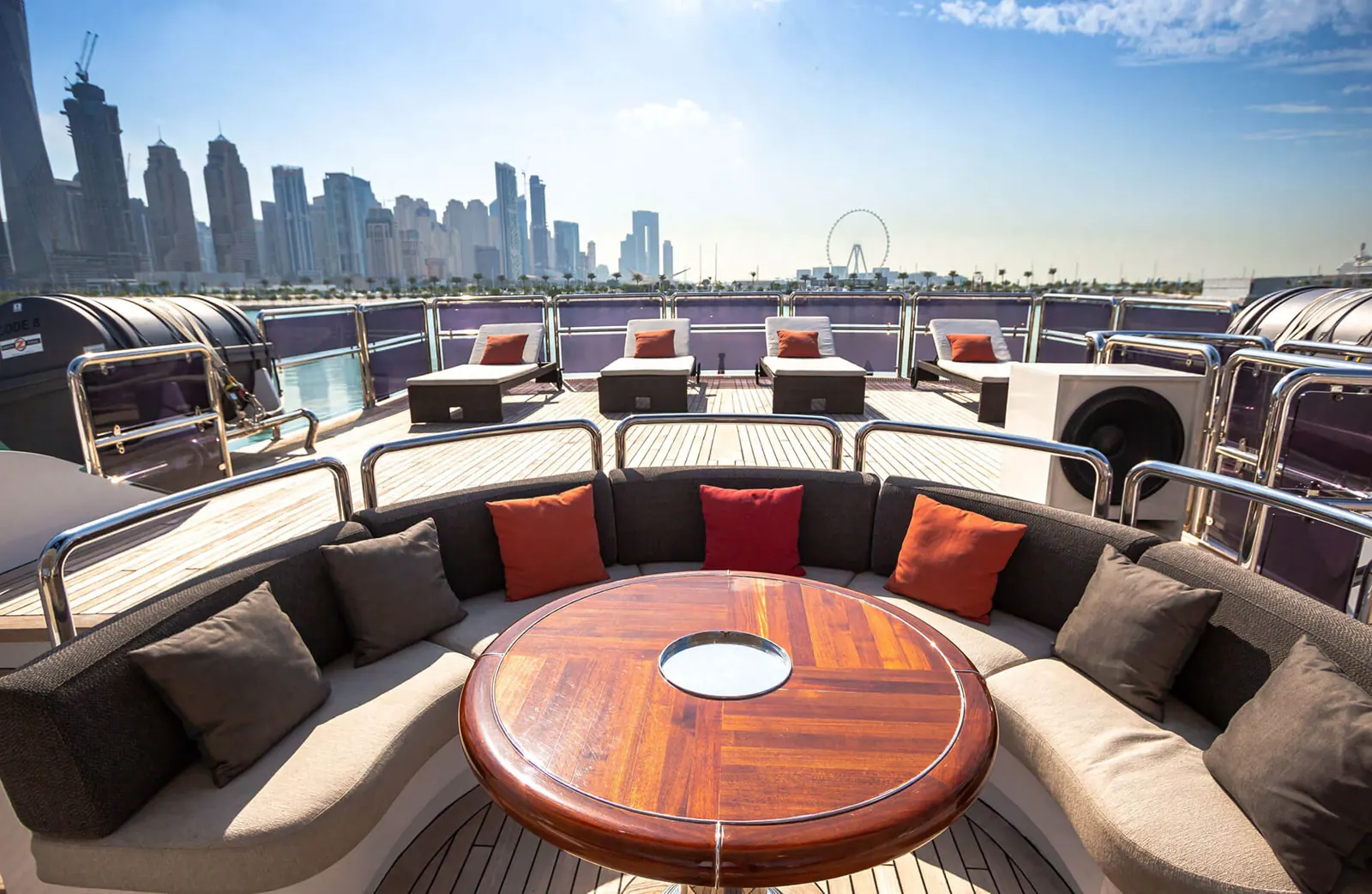 Benetti 50M upper deck lounge seating