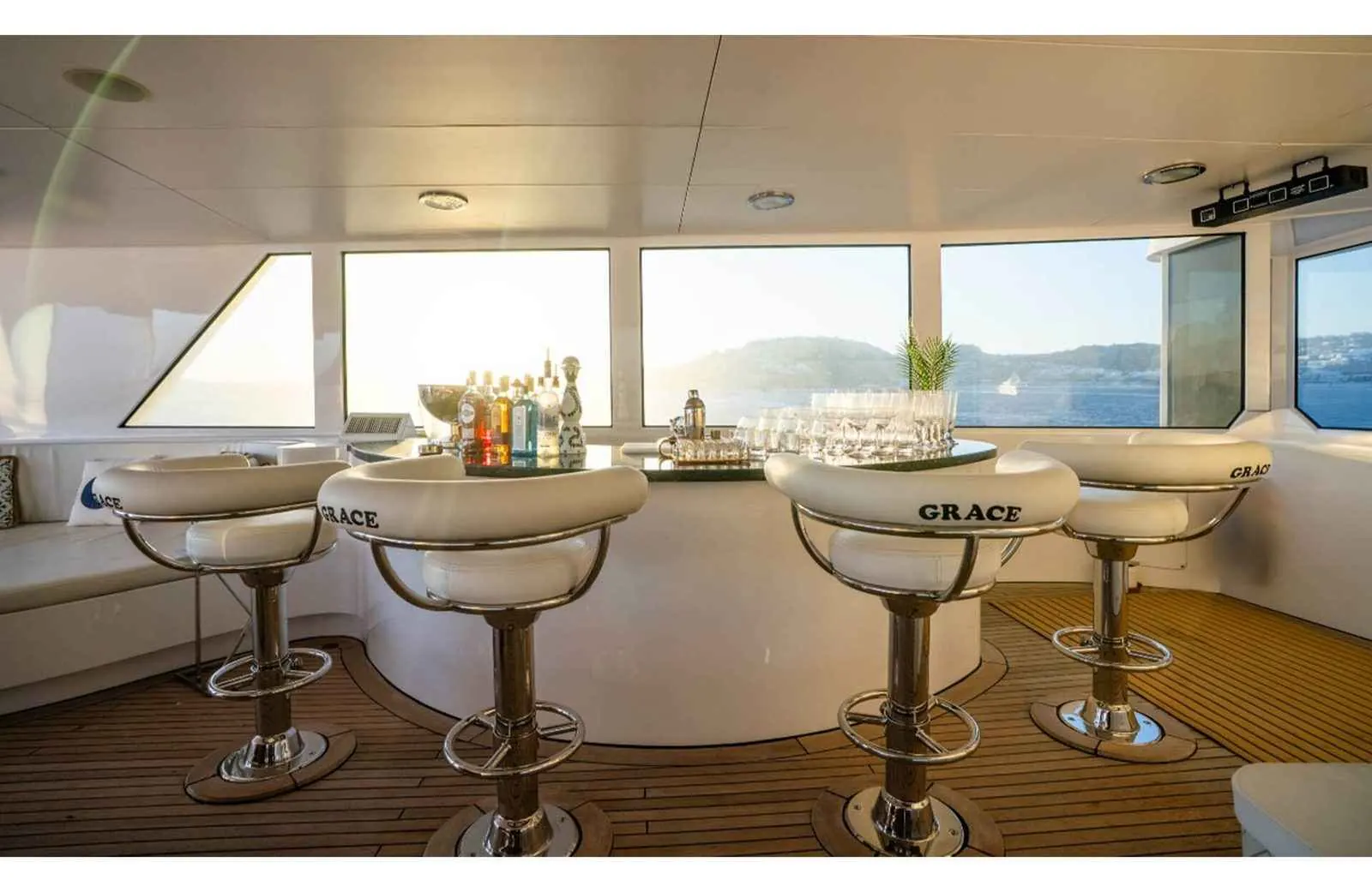 Grace sky lounge bar