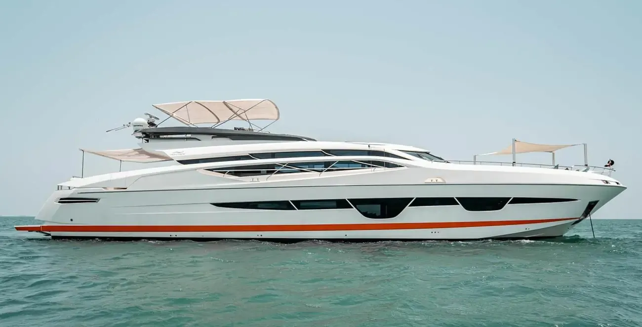 Numarine Dolce Vita, 105 ft superyacht for the Abu Dhabi Grand Prix