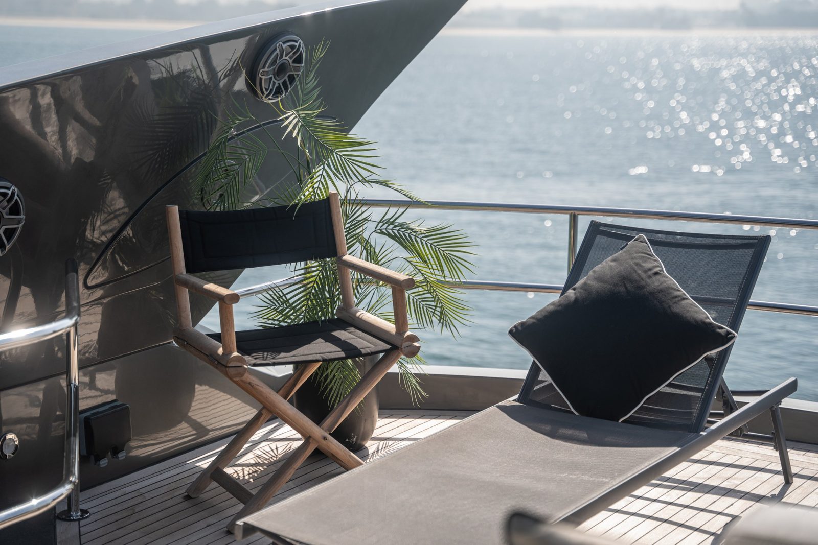 Director chair and sunlounger on the Matrix flybridge