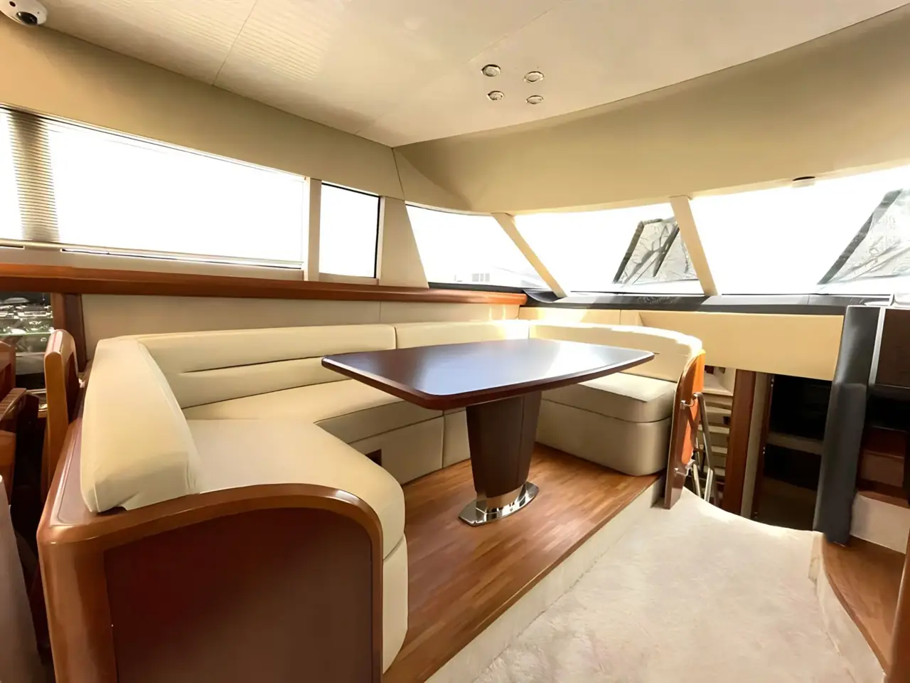 Capella 72, photo 6