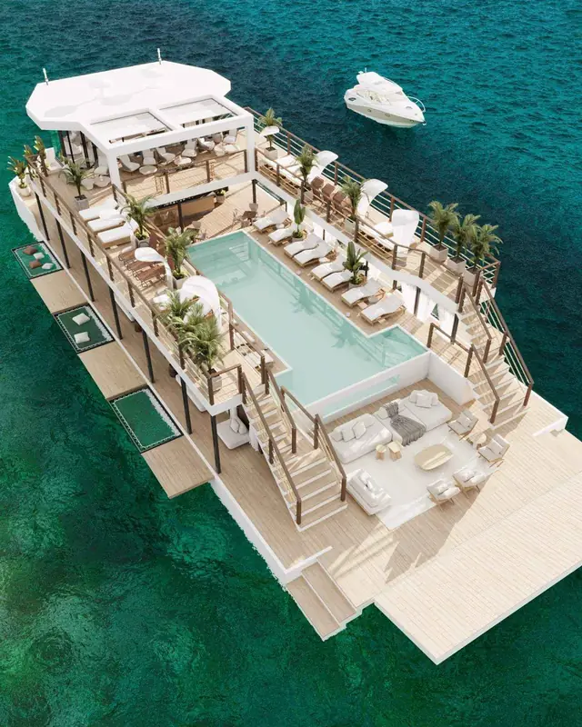 Onda, luxury houseboat with rooftop pool for charter in Dubai